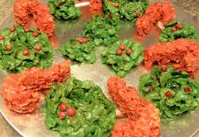 No-Bake Holiday Corn Flake Treats