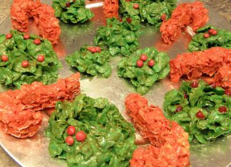 No-Bake Holiday Corn Flake Treats