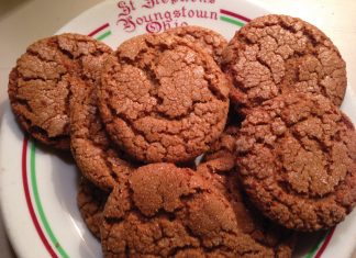 Molasses Crinkles