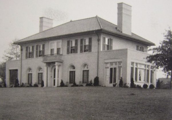 Jazz Age Youngstown homes in 1927. This image depicts the home of Dr. F.F. Piercy.