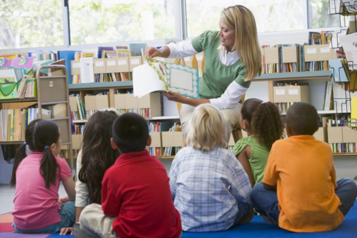 Library reading programs for children, families in March