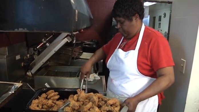 Old-school barbecue warms hearts of Mahoning Valley residents